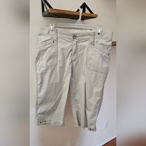 Lee Women's Casual Capri Pants